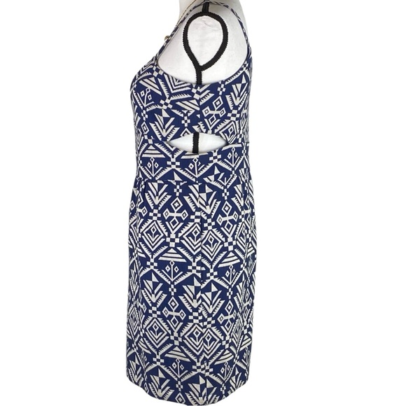 DV DOLCE VITA AZTEC PRINT SPAGHETTI STRAP DEEP V SHAPE NECKLINE SIZE MED DRESS - Picture 2 of 8